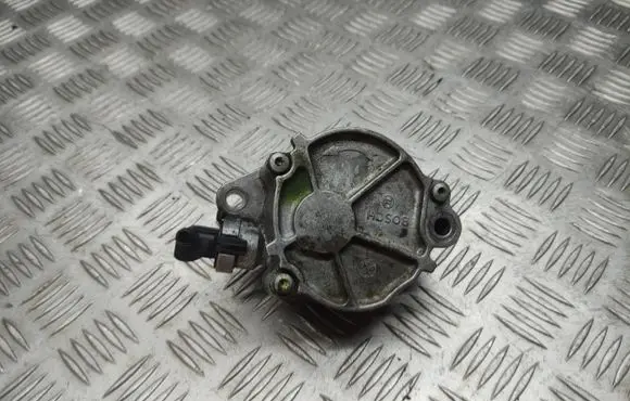 Ford Focus Vacuum pump D1562A 1209S