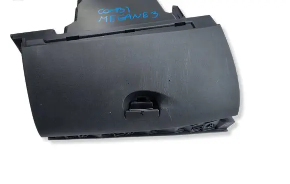 Renault Megane III Glove box 