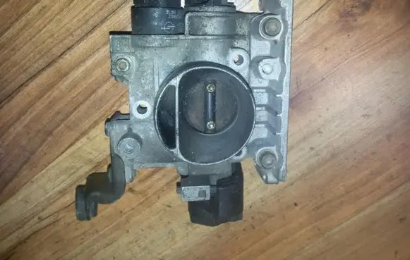Fiat Punto (176) Throttle valve 96sxfe1