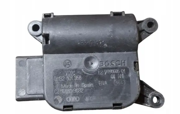 Audi A6 S6 C5 4B Air flap motor/actuator 0132801358