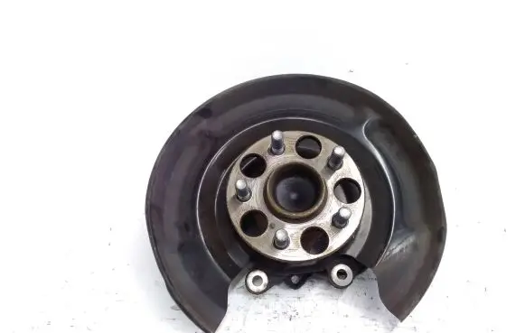 Lexus CT 200H Rear wheel hub spindle/knuckle 8954452040