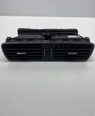 Volkswagen PASSAT B7 Dash center air vent grill S0911438K