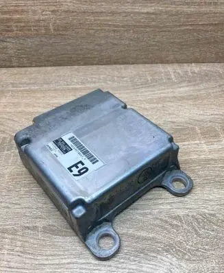 Toyota Prius (XW20) Airbag control unit/module 8917047390