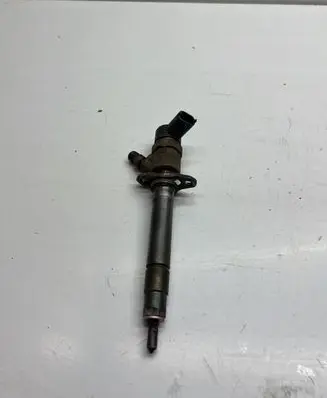 Volvo S60 Fuel injector 0445110078