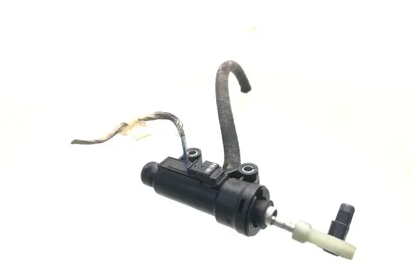 BMW 1 E81 E87 Clutch master cylinder 6773670 21526773670