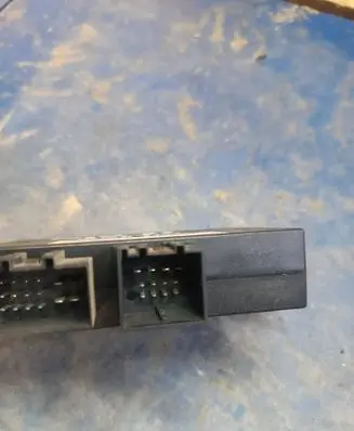 Volkswagen PASSAT B6 Tow bar trailer control unit/module 8P0907383 29042005 506077