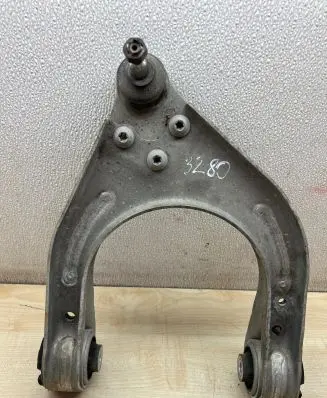 Mercedes-Benz CLS C219 Front upper control arm/wishbone A2113309007