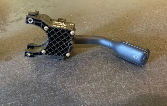 Audi A4 S4 B5 8D Wiper control stalk 37076