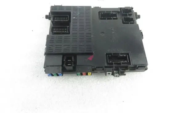 Citroen Xsara Central body control module 73004511 9645872980