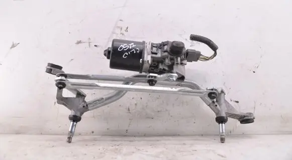 Renault Clio IV Front wiper linkage and motor