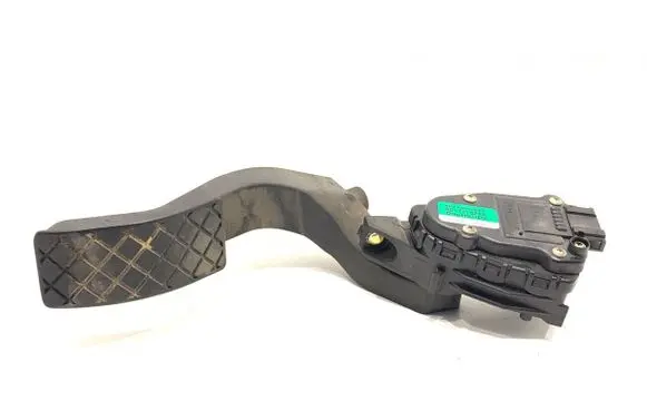 Audi A4 S4 B5 8D Accelerator throttle pedal 8D1721523A