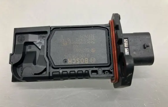 BMW 5 G30 G31 Mass air flow meter 13628605565