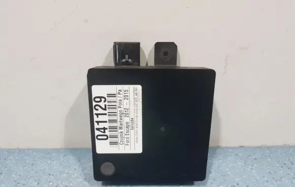 Ford Escape III Blind spot module DV6T-14D593-AC