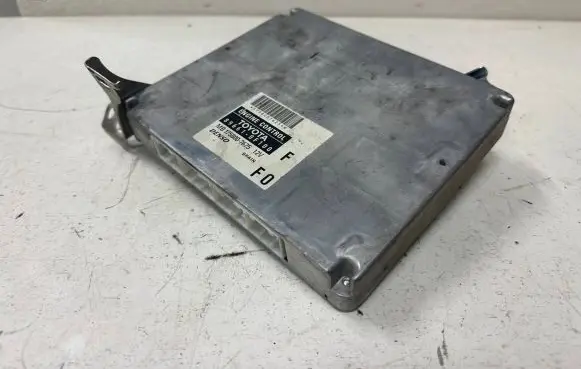 Toyota Corolla Verso AR10 Engine control unit/module 896610F100 1758007625 MB1758007625