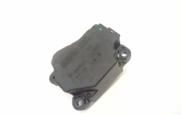 Volvo S80 Coolant heater control valve 6G9N19E616BA 100312