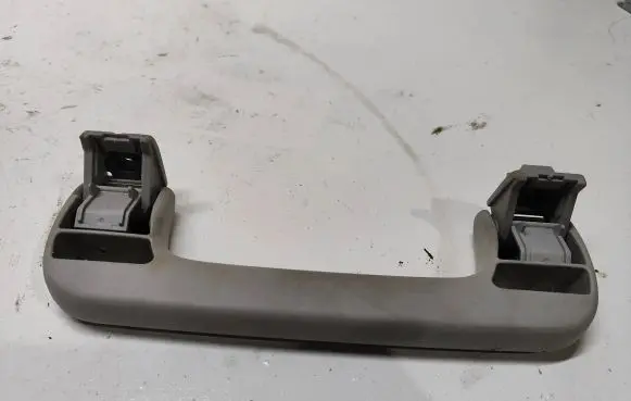 Audi A4 S4 B7 8E 8H Front interior roof grab handle 8E0857607
