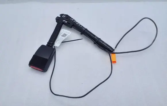 Land Rover Discovery 3 - LR3 Front seatbelt buckle 601120900A EVB500221PMA