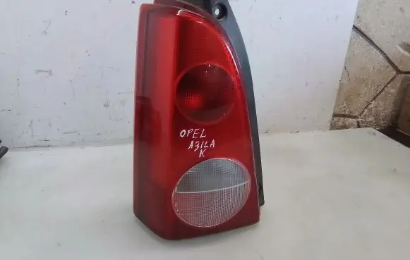 Opel Agila A Rear/tail lights