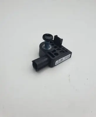 Tesla Model S Airbag deployment crash/impact sensor 100527400B 270026A5782
