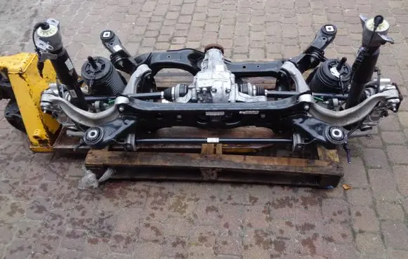 Audi Q7 4M Rear subframe 38462597 99517909 4M0500025