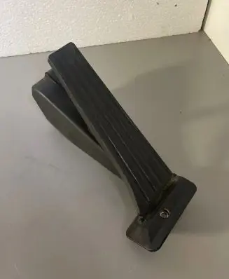 BMW X1 E84 Accelerator throttle pedal 6793742 12037313 6PV00937920