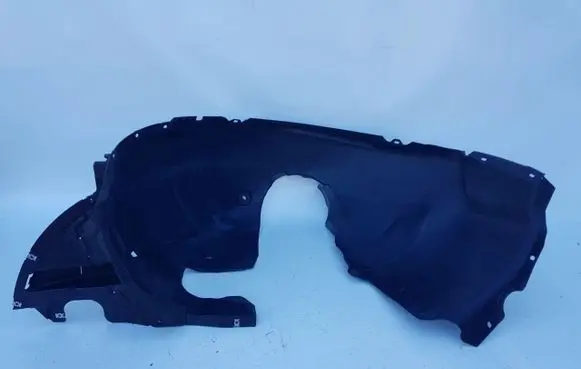 Audi A1 Front arch 82A809957T