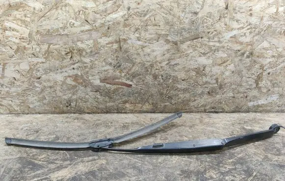 Infiniti G35 Front wiper blade arm B60LD01