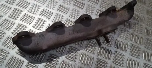 Ford Focus C-MAX Exhaust manifold 496129
