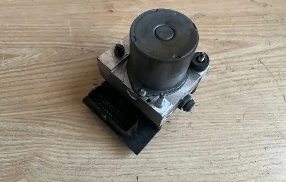 Audi A6 S6 C6 4F ABS Pump 4F0614517BA 4F0910517AL