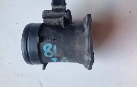 Audi A3 S3 8L Mass air flow meter 058133471