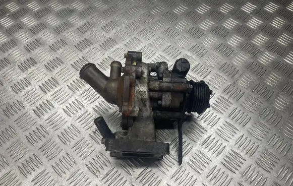Ford Mondeo Mk III Water pump XS713A674BE