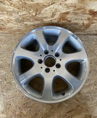 R16 alloy rim