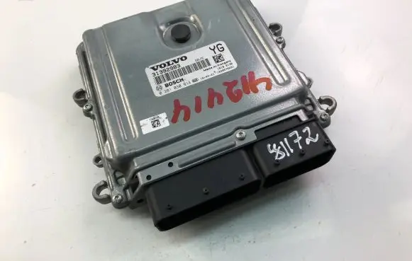Volvo XC60 Engine control unit/module ECU 31392983 0281030914