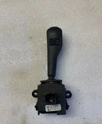 BMW 5 E39 Wiper control stalk 8375407 01204010