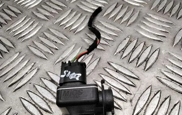 Volvo V70 Air quality sensor 31418282 CA504003