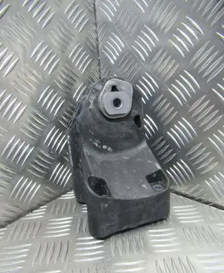 Mercedes-Benz C W206 Engine mount bracket A6542236300