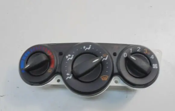 Ford Focus Air conditioning/heating control unit 1S4H18C419BA