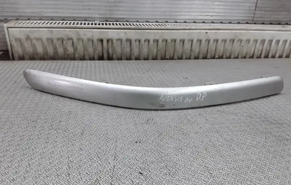 Toyota Avensis T250 Front bumper splitter molding 5271205020