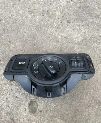 Volkswagen PASSAT B6 Light switch