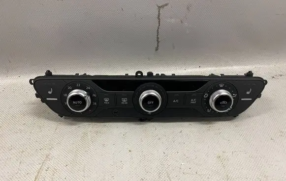 Audi A4 S4 B8 8K Climate control unit 8W0820043Q