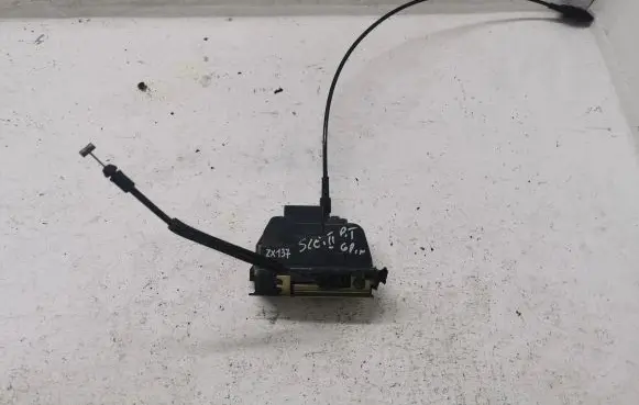 Renault Scenic II - Grand scenic II Front door lock