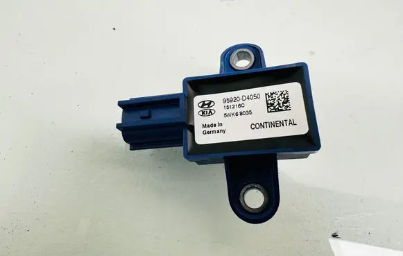 KIA Optima Airbag deployment crash/impact sensor 95920D4050