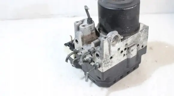 Lexus IS 220D-250-350 ABS Pump 133800-8650