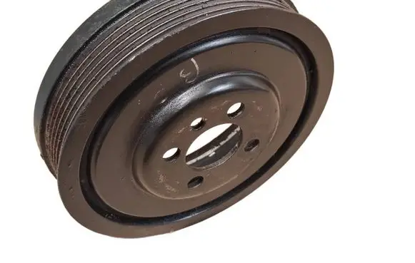 Volkswagen PASSAT B6 Crankshaft pulley 03G105243
