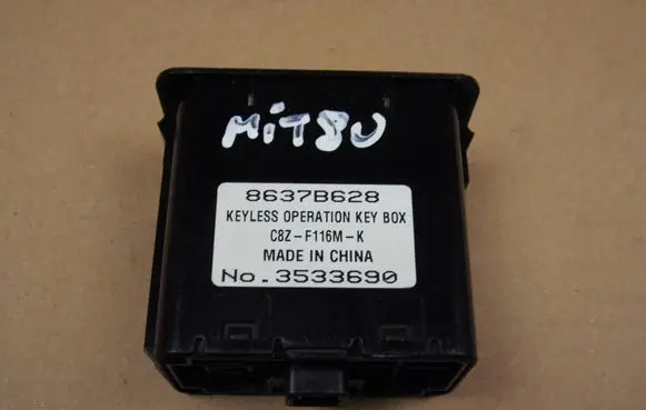 Mitsubishi Outlander Ignition key card reader 8637B628