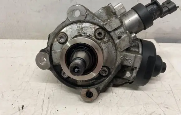 KIA Sportage Fuel injection high pressure pump 331002A600 0445010596
