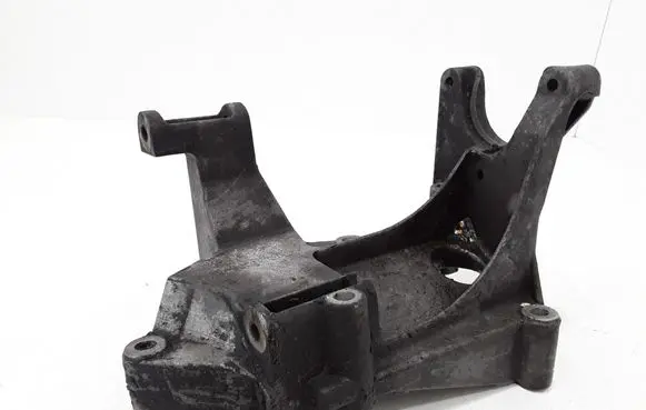Ford Focus Generator/alternator bracket 1S4Q10239AC