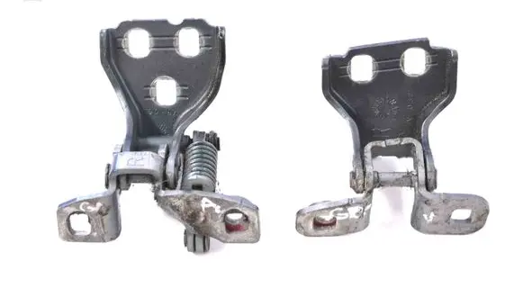 Jeep Grand Cherokee (WK) Rear door upper hinge