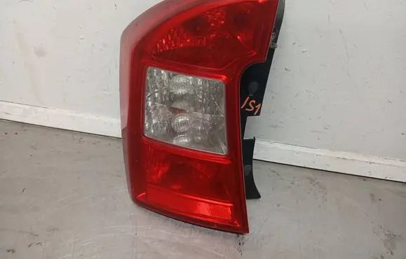 KIA Carens II Rear/tail lights 92401100