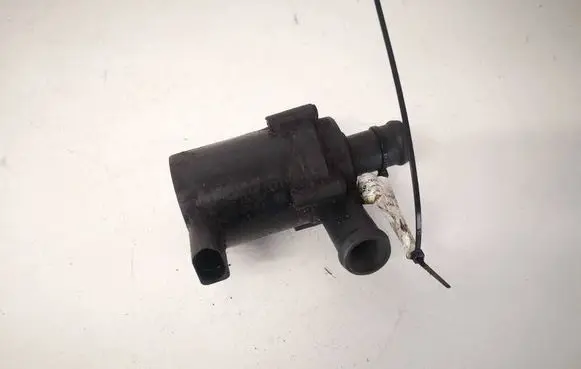 Volkswagen Touareg I Electric auxiliary coolant/water pump 7L0965561 7L0965561D
